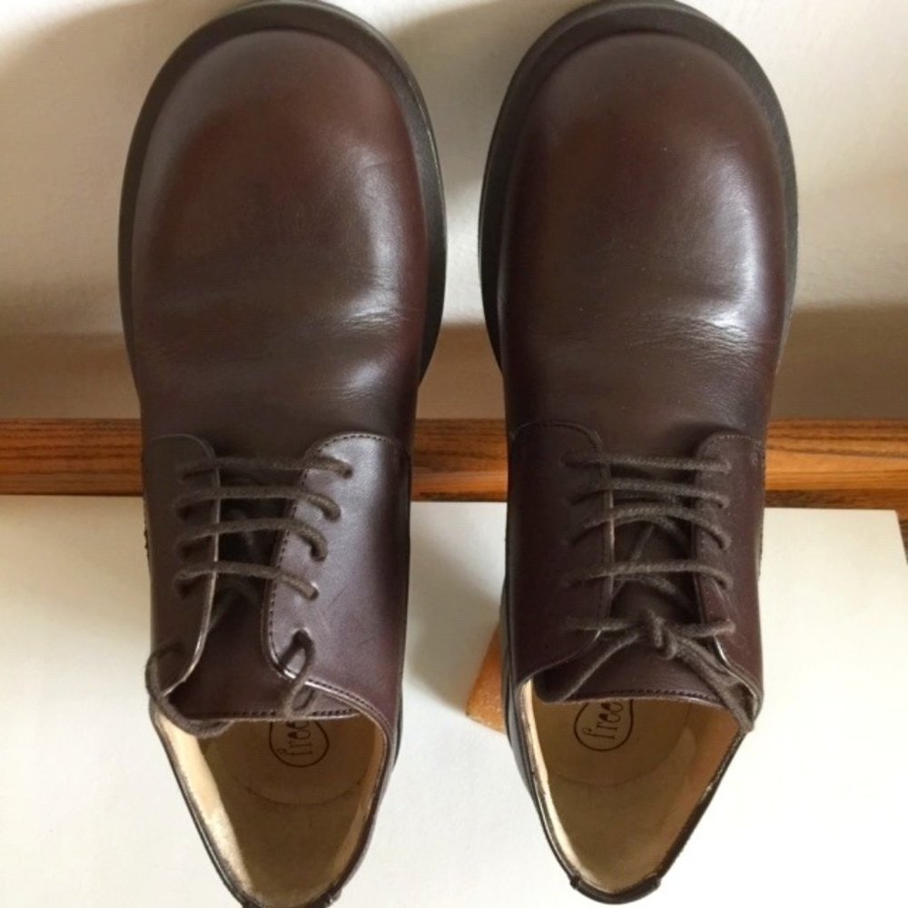 FreeLance Lace-Up Oxfords Round Toe Platform Sole NWOT